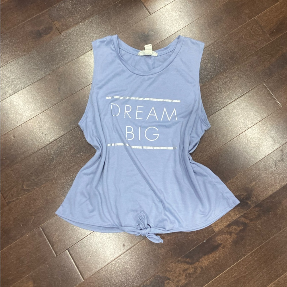 blue tie bottom tank